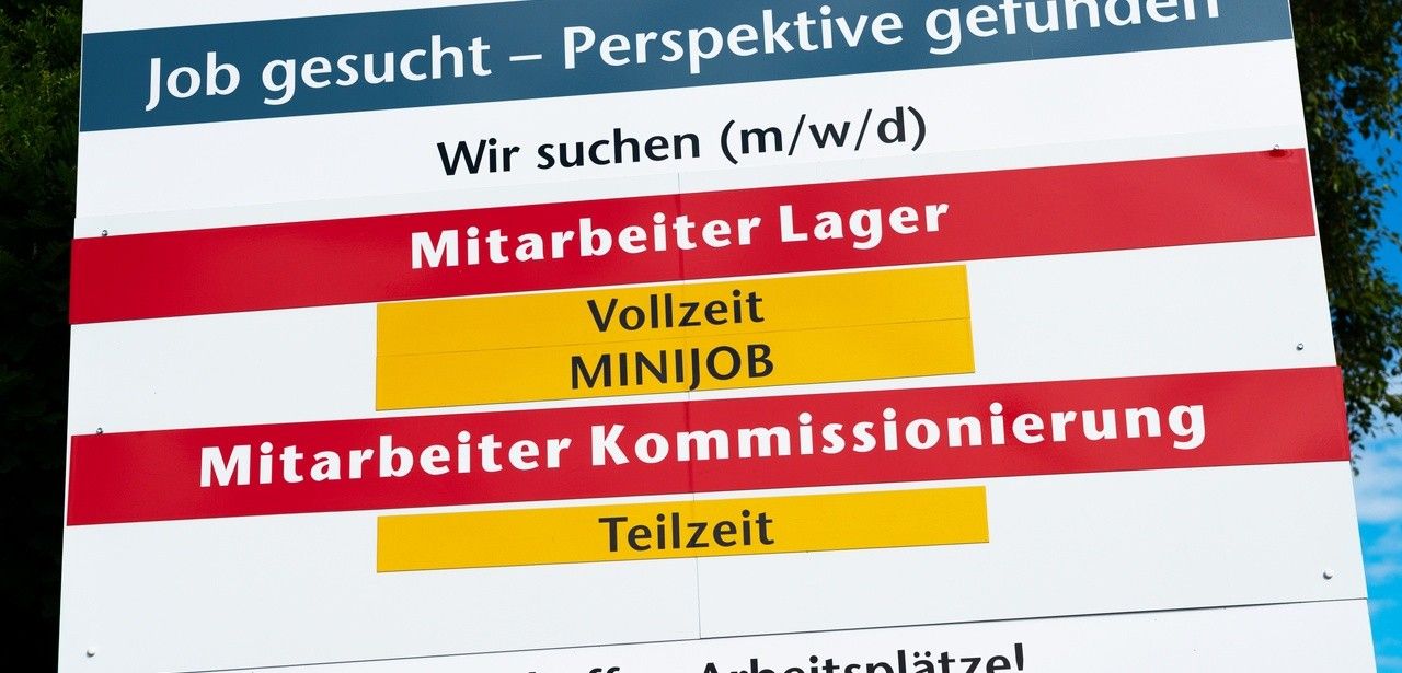 Finanzielle Situation von Geringverdienern mit Kindern in (Foto: AdobeStock - blende11.photo 513567624)